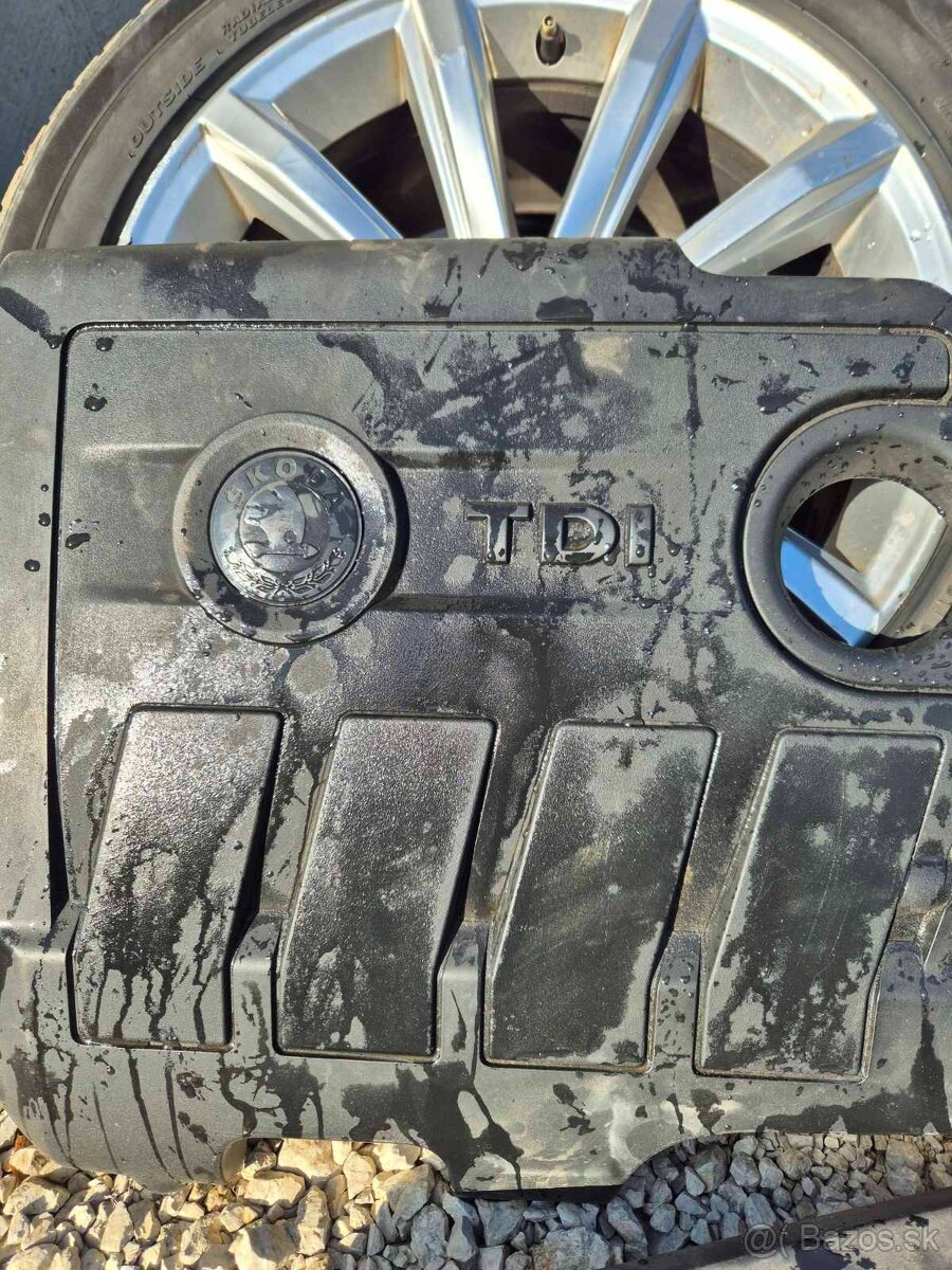 Vrchný kryt motora Škoda, VW - 3