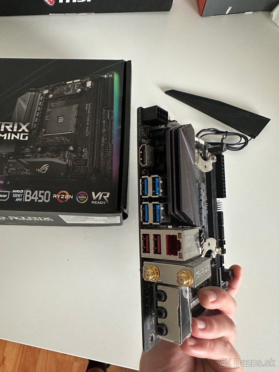 ASUS ROG STRIX B450-I GAMING - 3
