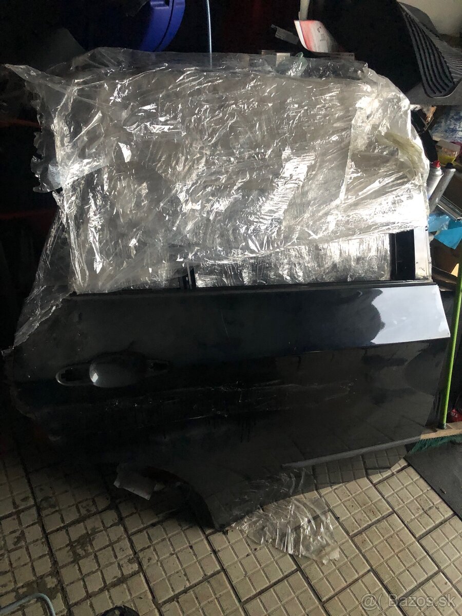 BMW X5 E70 - DVERE ZADNE PRAVE - ORIGINAL - 3