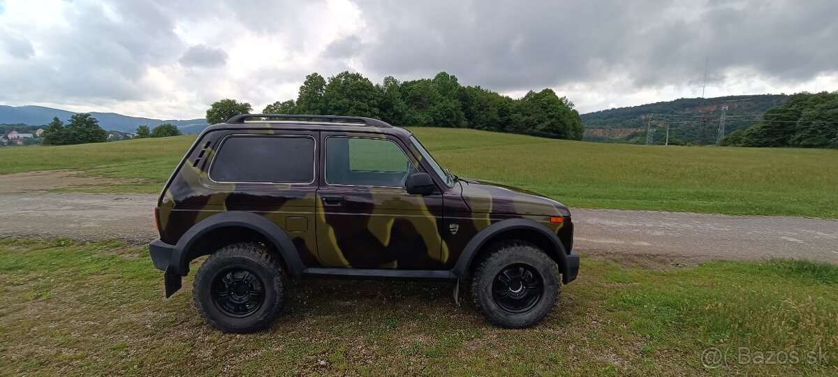 Lada Niva 4x4 Bronto - 3