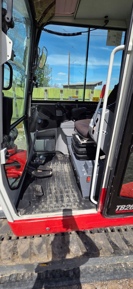 TAKEUCHI TB260 DIESEL + lyžice - 3