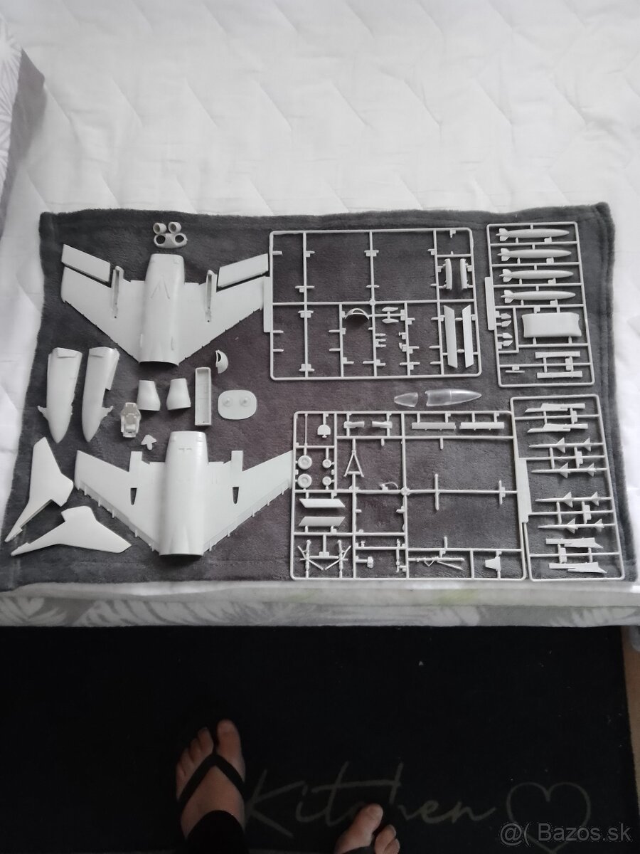 plast model F7U-3 cutlast - 3
