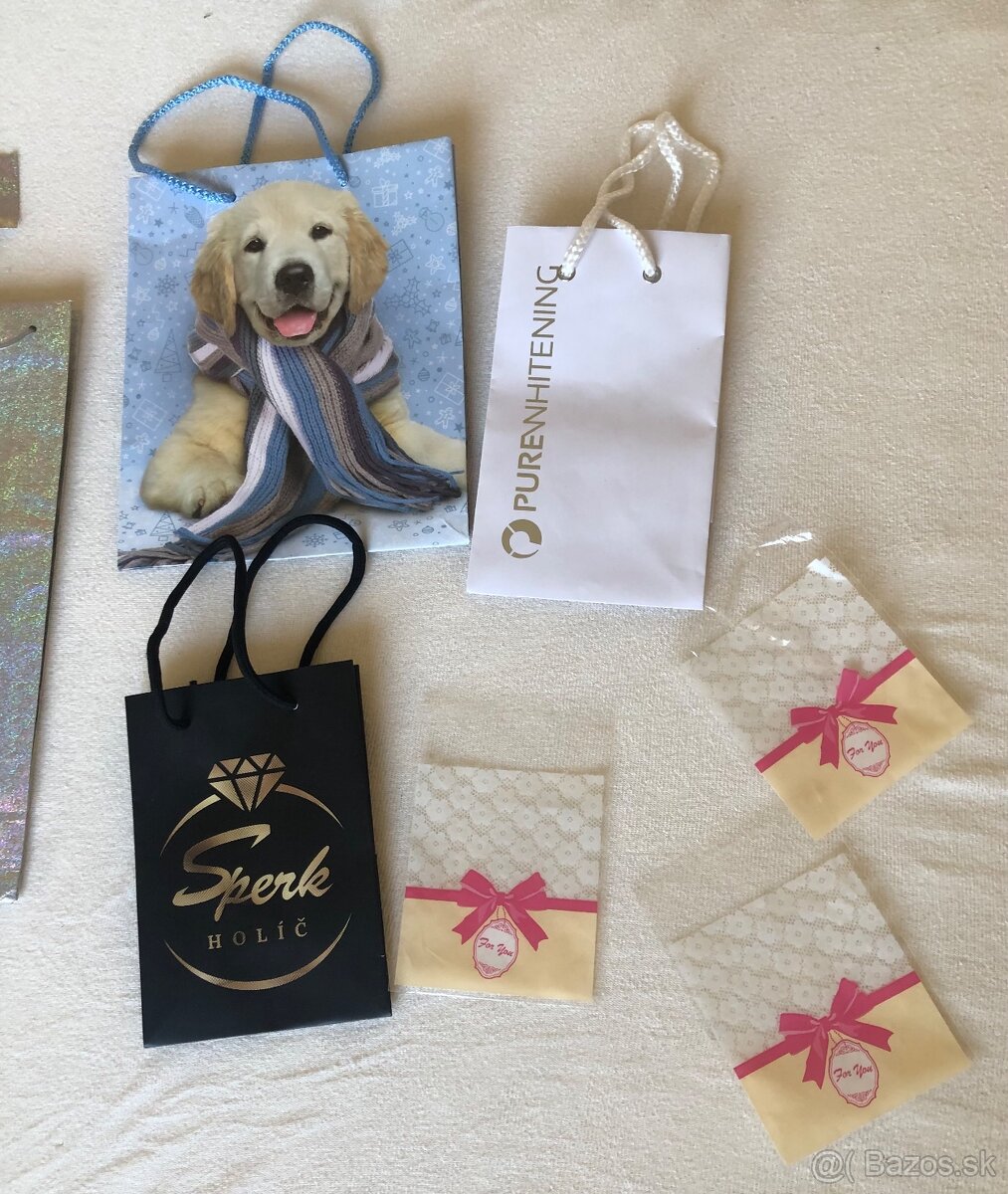 ———-Balíček darčekových tašiek a vreciek, 2 E———- - 3