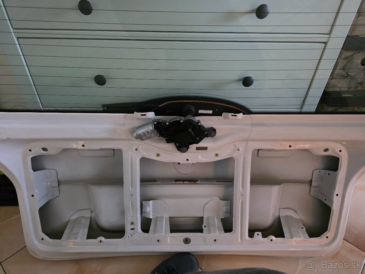 Kufrové dvere Škoda Fabia 2 - hatchback - biele - 3