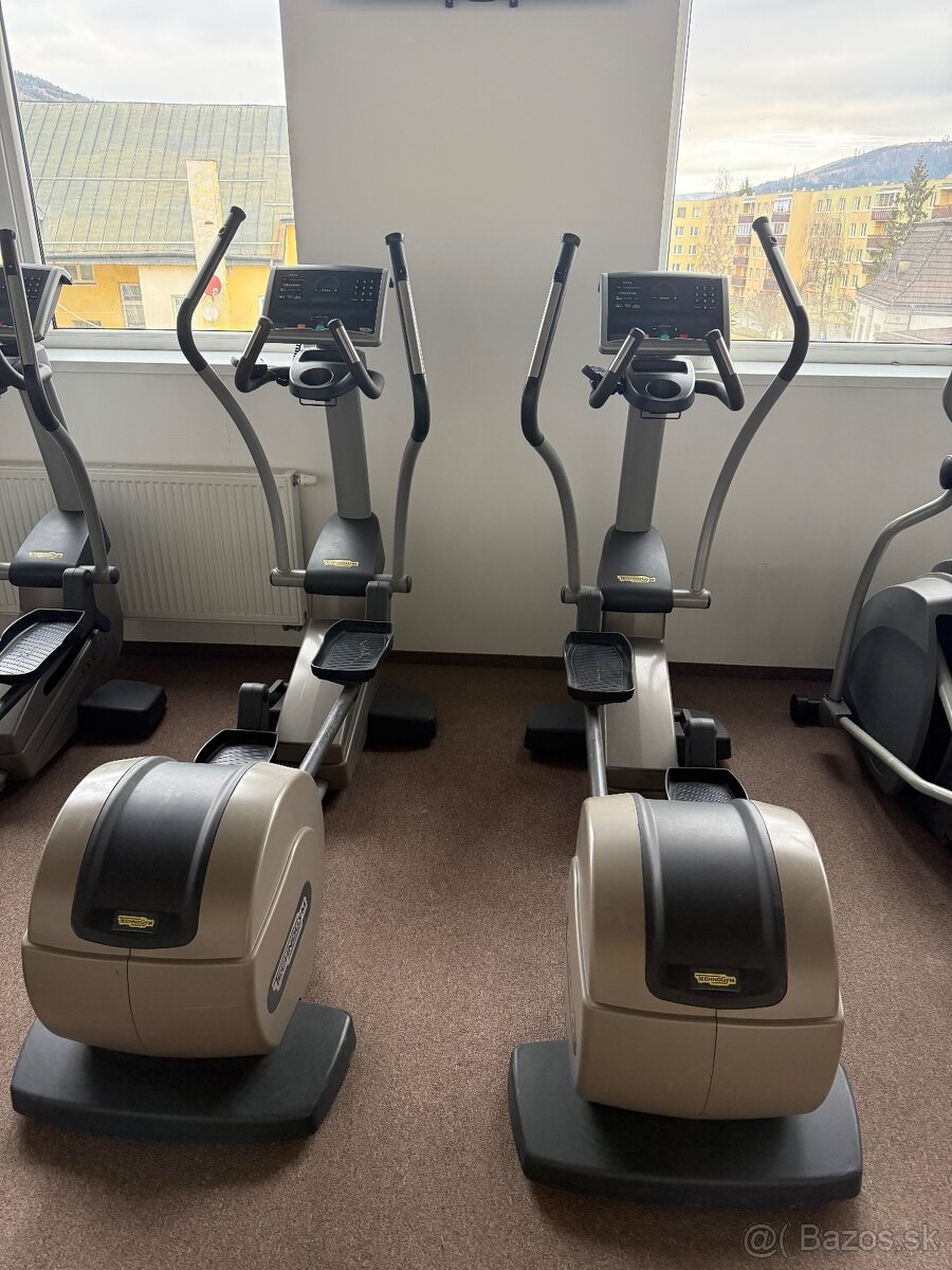 Kardio stroj Technogym excite synchro 700 LED - 3