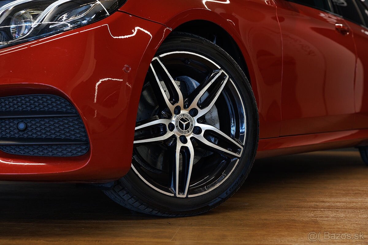 Mercedes-Benz E 220d AMG Line - 3