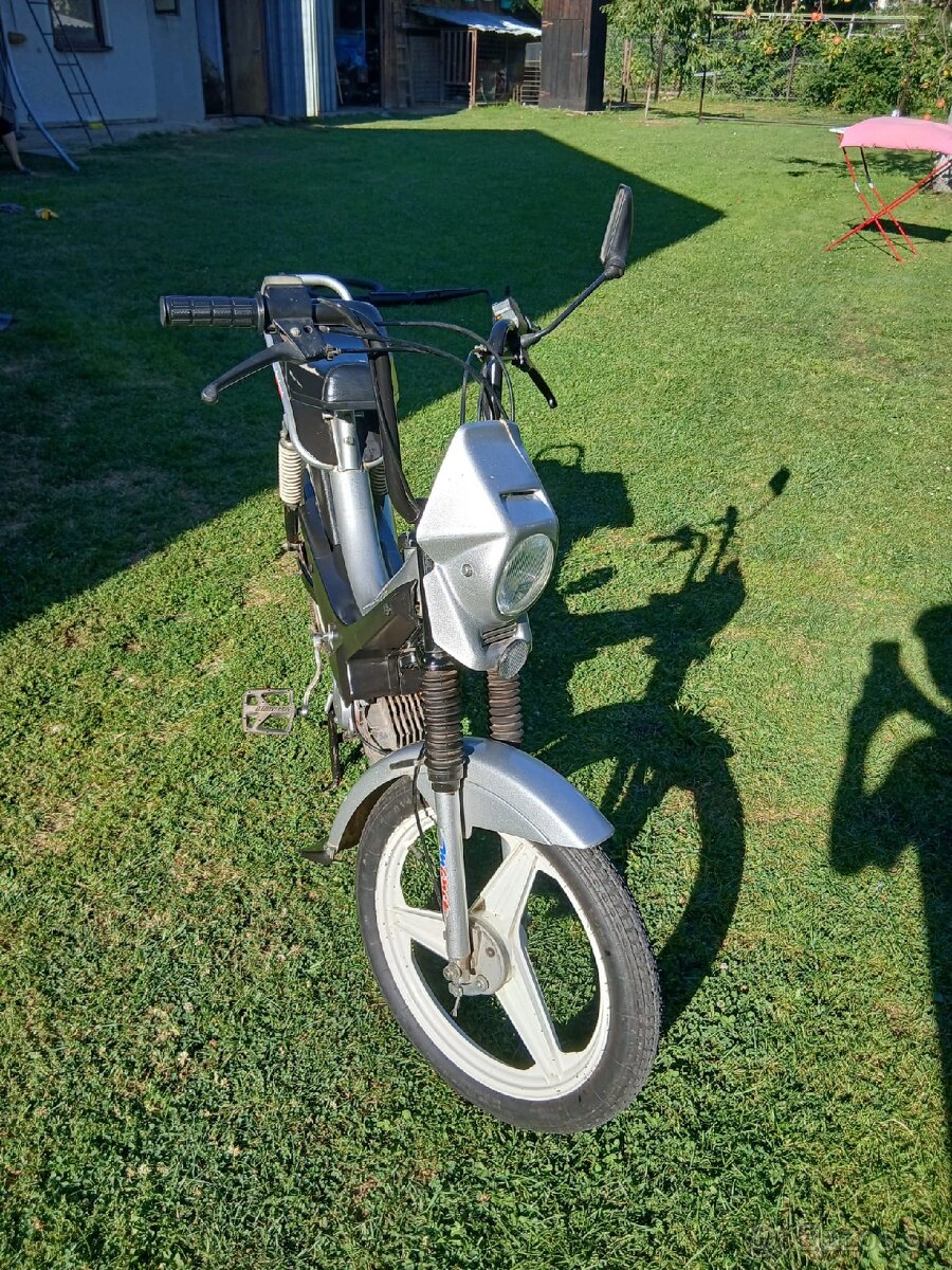 Manet Korado 216 - 3