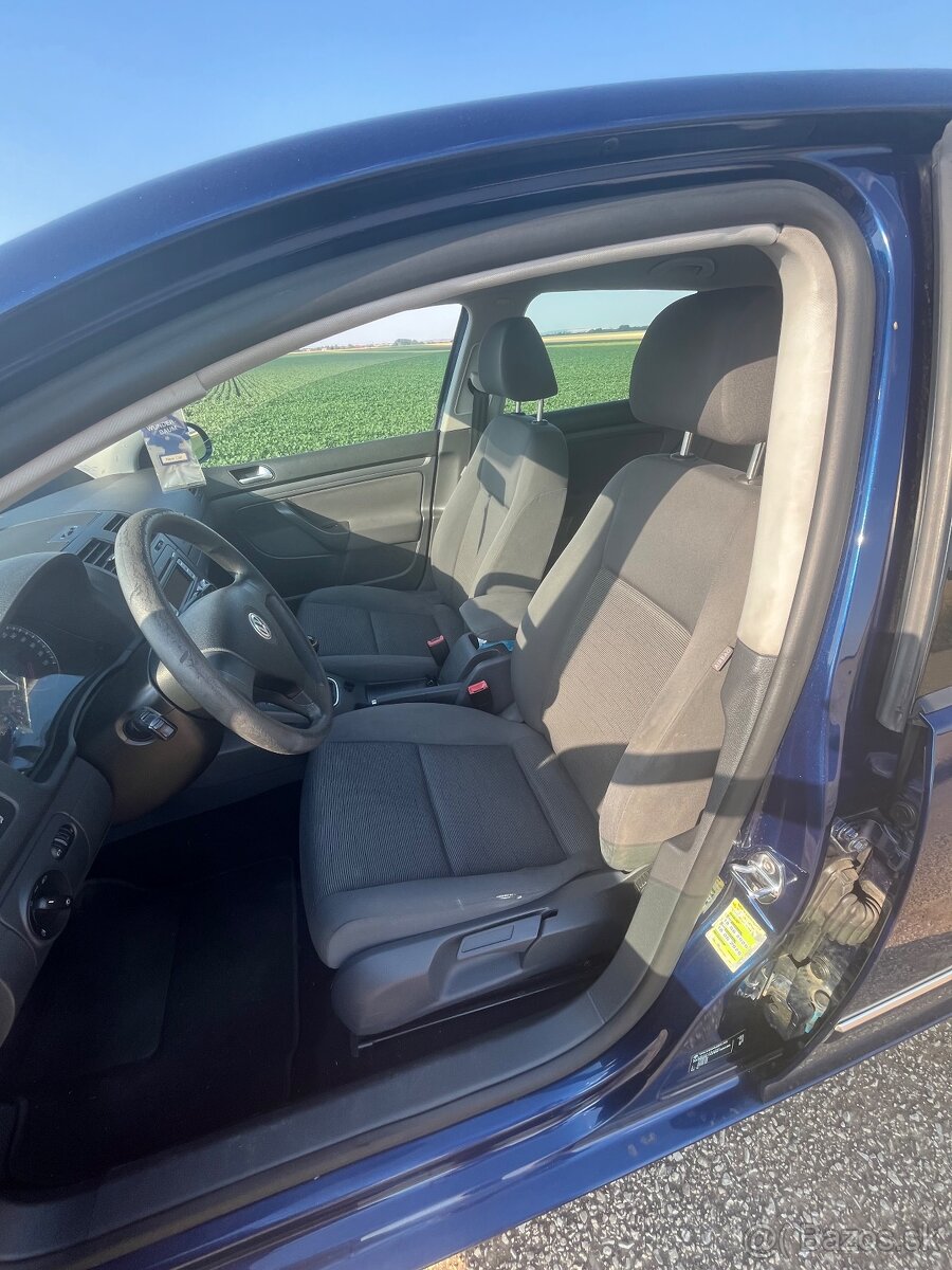 VW Golf 5 - 1.4 benzin - 3