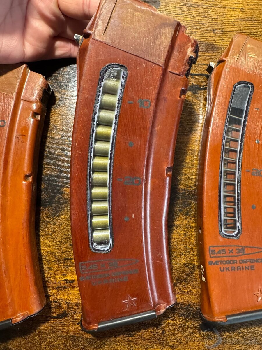 AK74 bakelitové zásobníky UA - 3