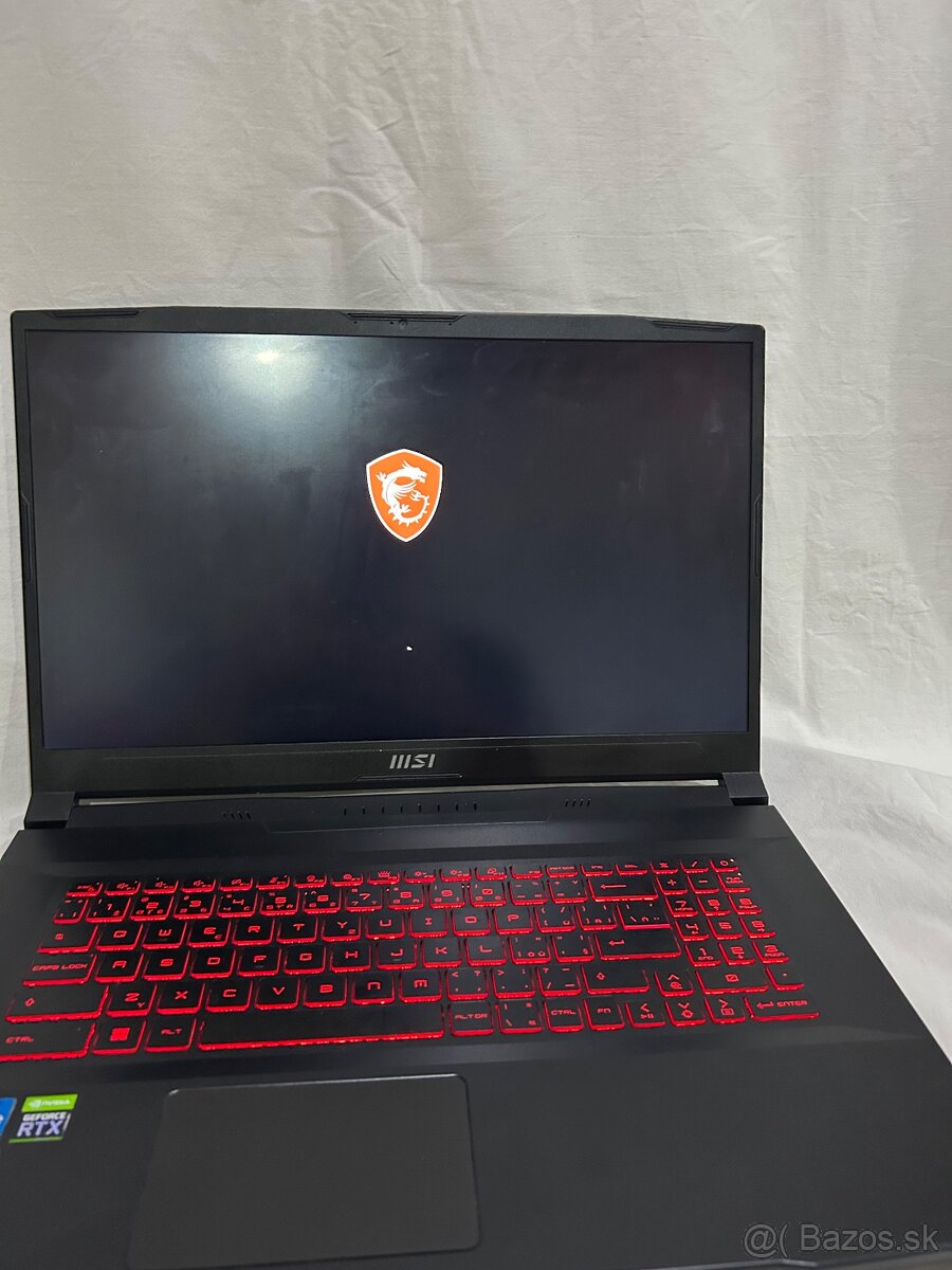 Herný notebook MSI katana - 3