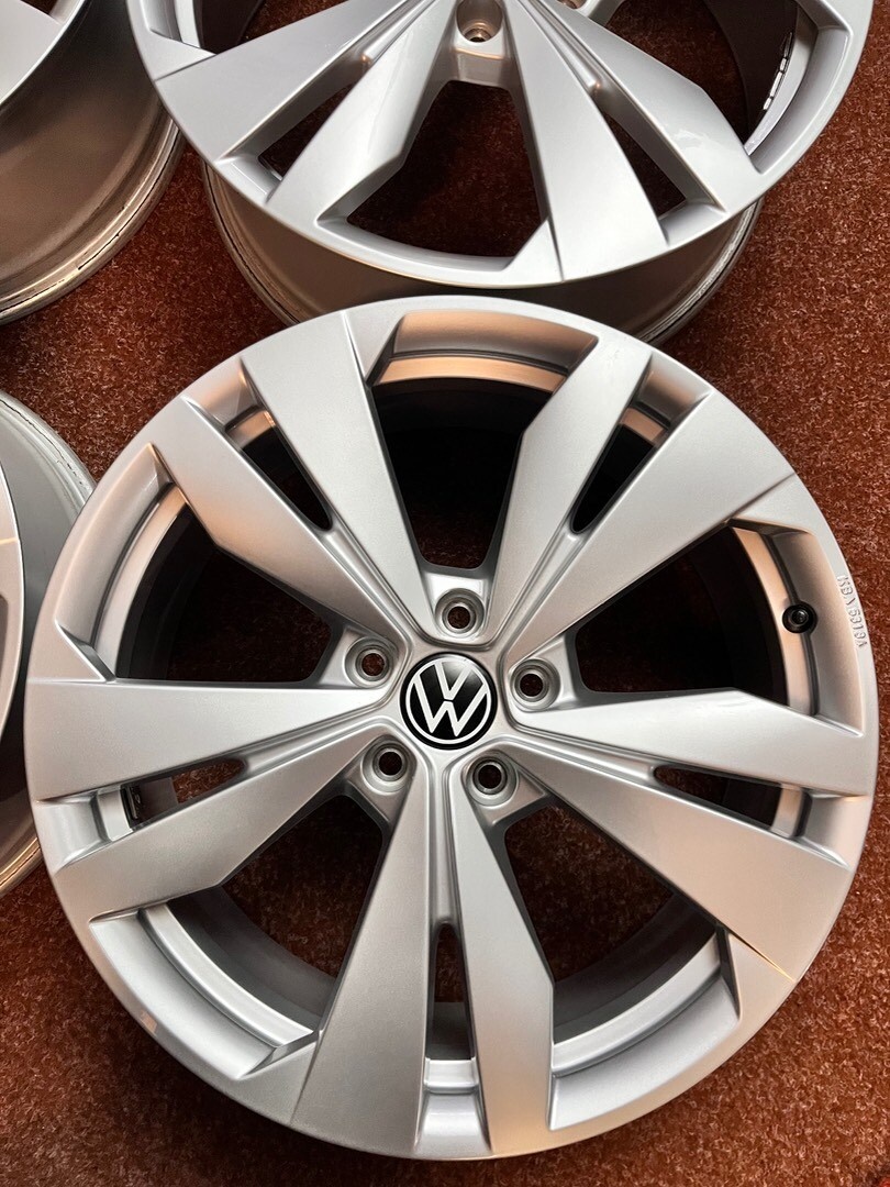 5x112 R19 VW ID3 ID4 originál hliníkové disky - ET 50 - TOP - 3