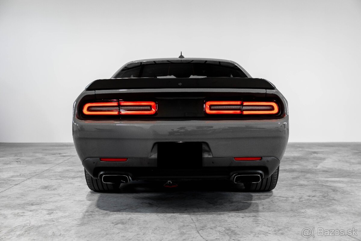 Dodge Challenger 392 Hemi Scat Pack Shaker - 3