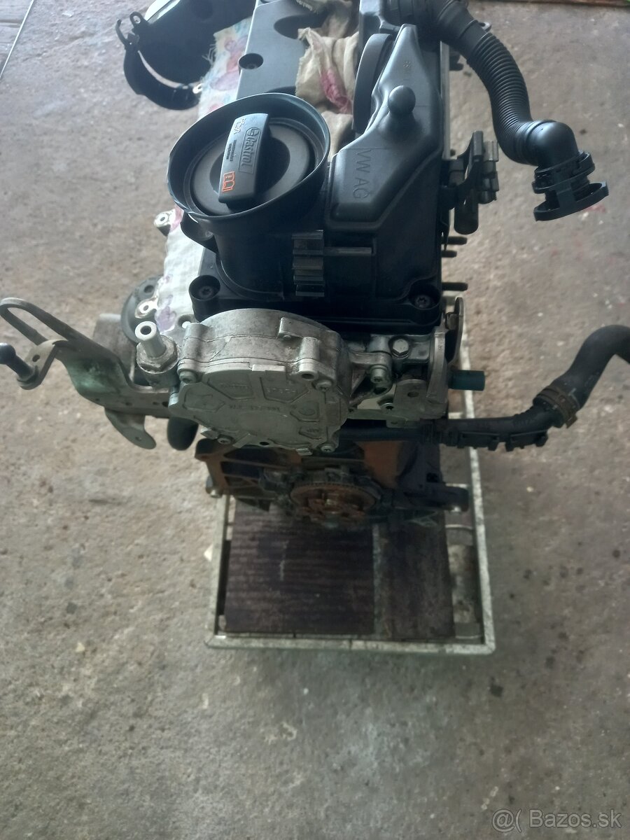 Motor 1.6 TDI CAY 77 kW - 3