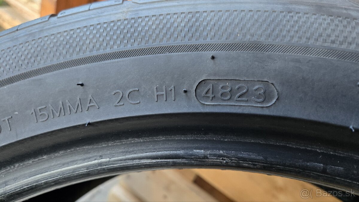 235 /45 r20 Hamkook letne - 3