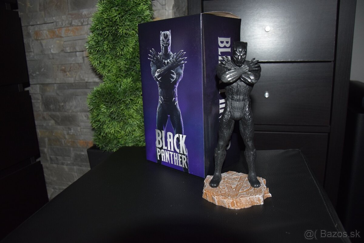 Black Panther figurka - 3