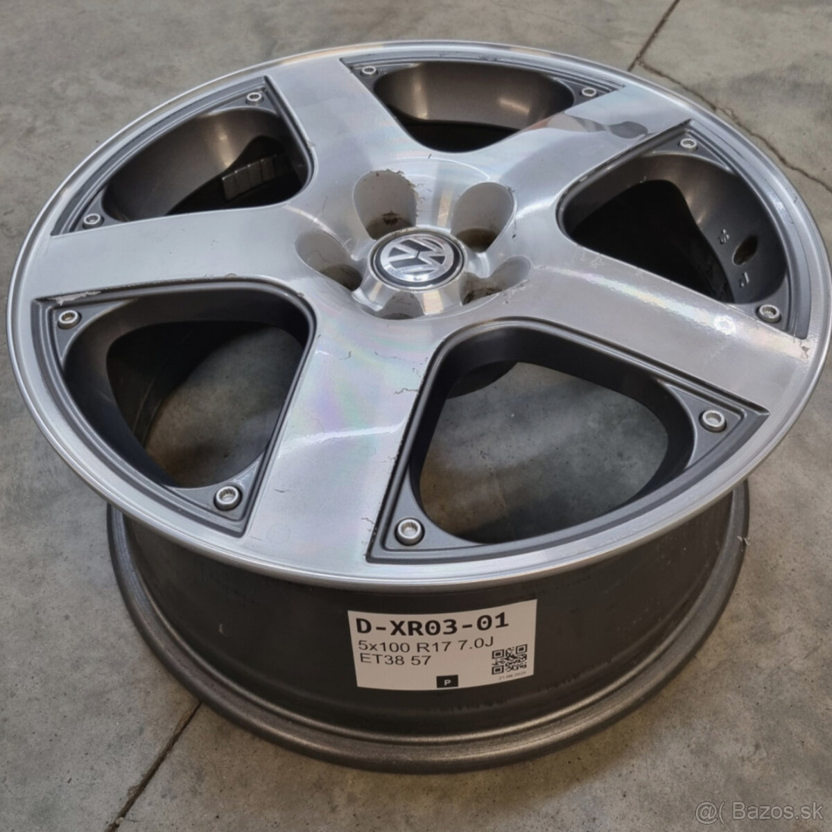 Hliníkové Volkswagen disky 5x100 R17 7J ET38 - 3
