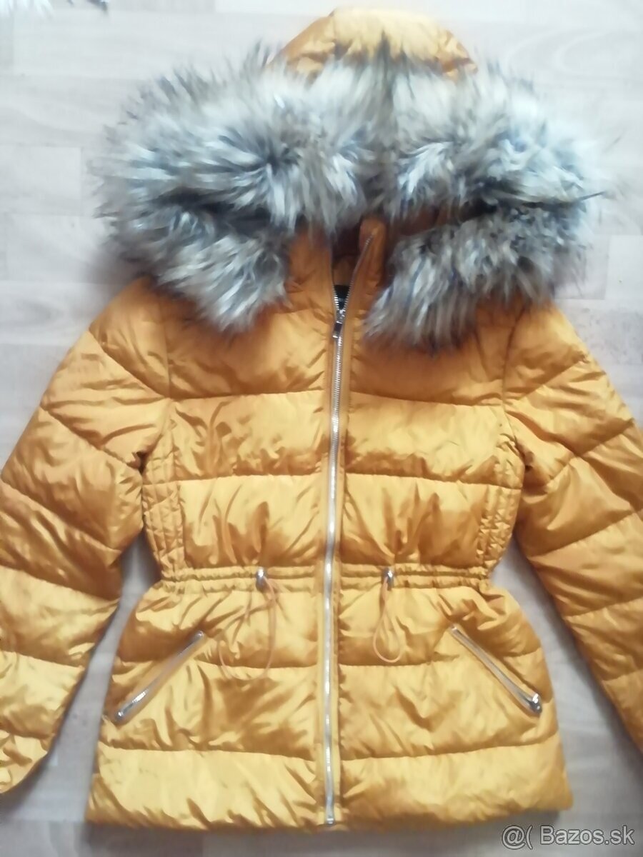 Zlta bunda Reserved - 3