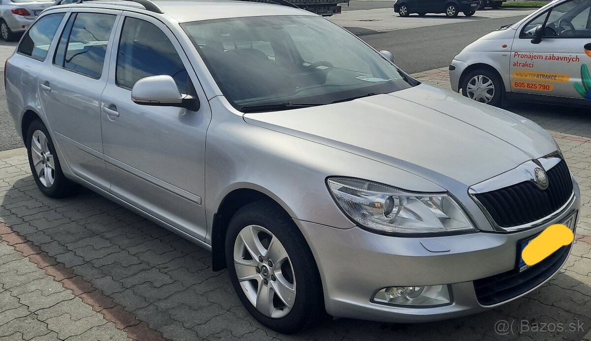ŠKODA OCTAVIA 1.6(75kw) ZĽAVA(zadní dveře v elekt - 3