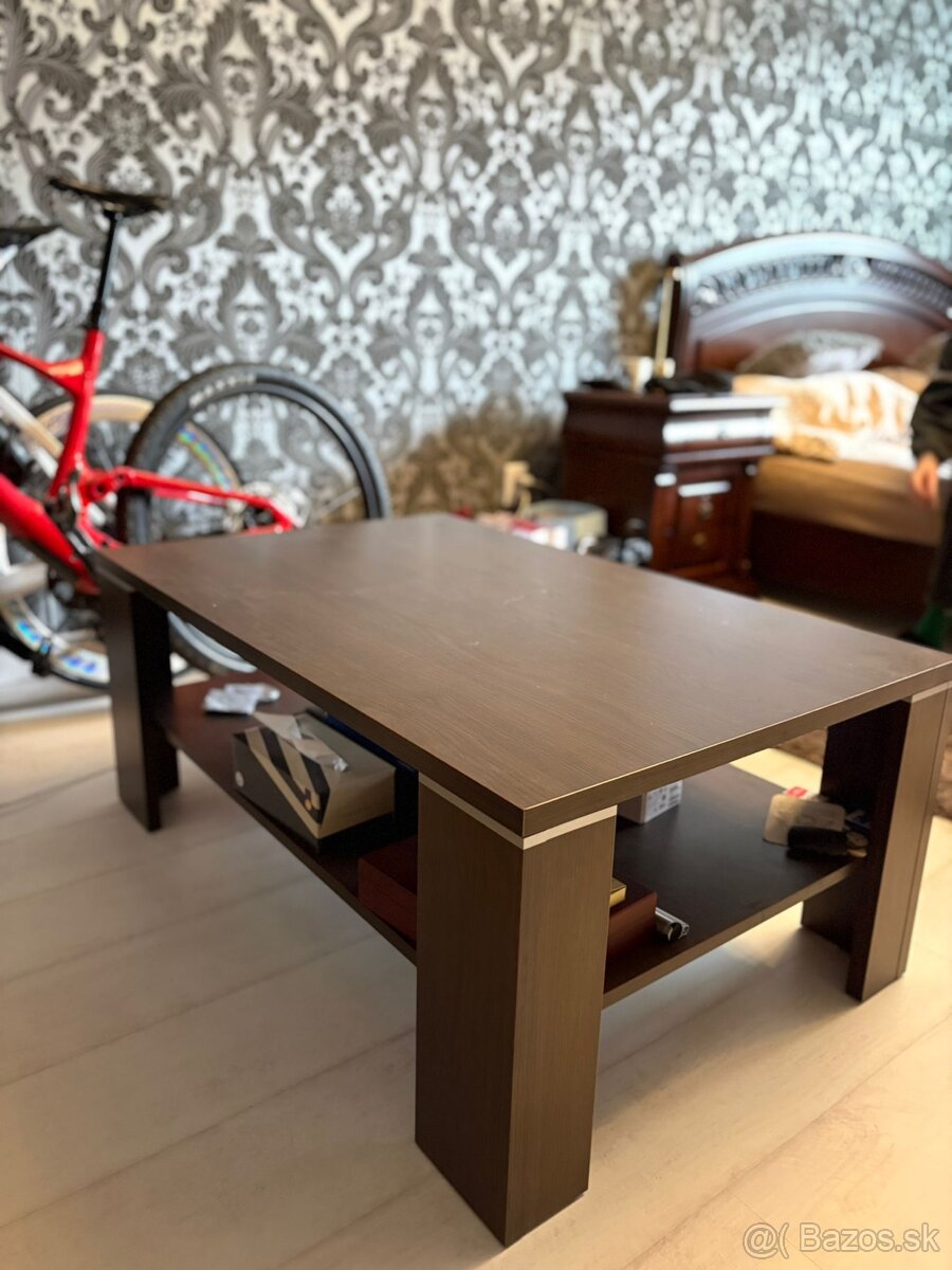 Konferenčný stolík - 3