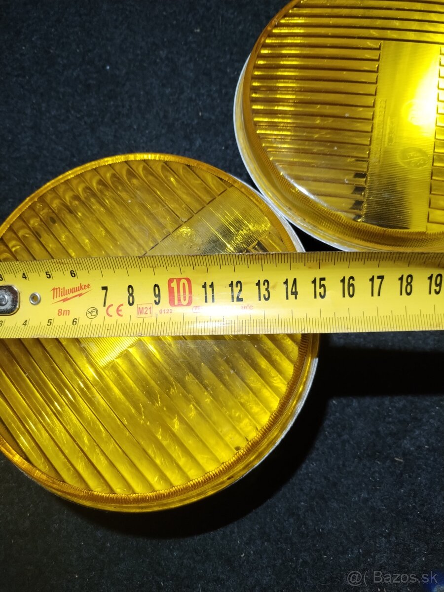 Paraboly žltých hmloviek - 3