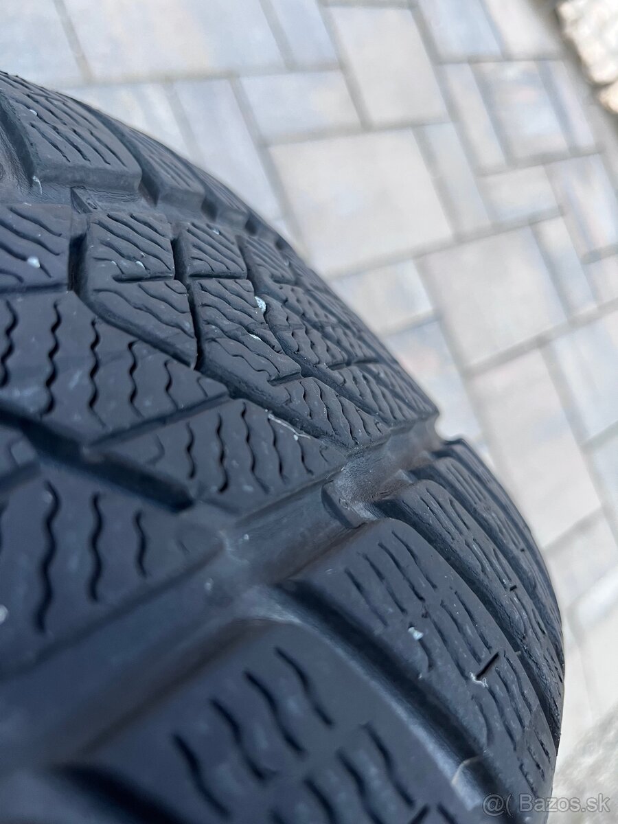 Pirelli 225/45/R18 - 3