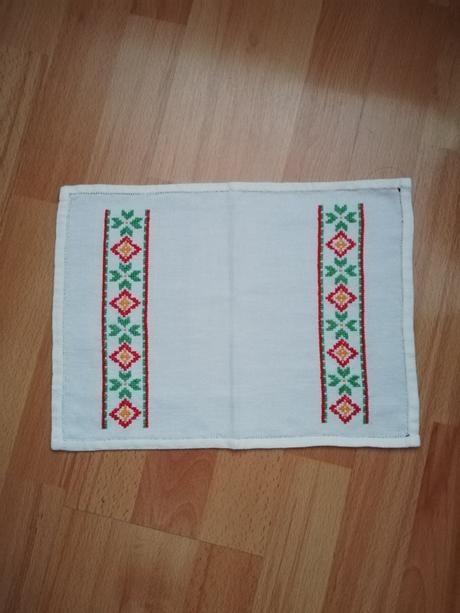 Vyšivané dečky - 4ks - 3