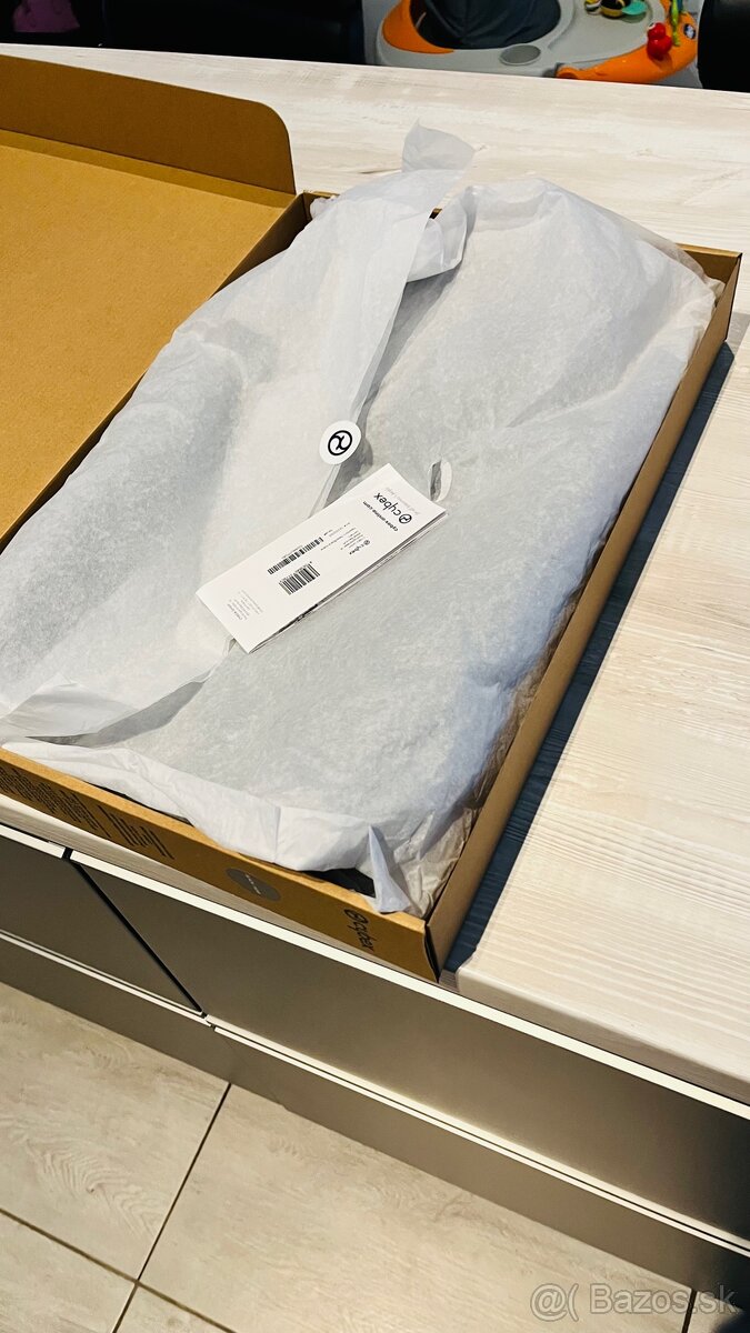 Novorodenecka vložka do kocika cybex - 3