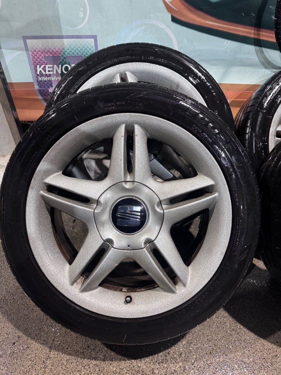 5x100 R17 225/45 - 3