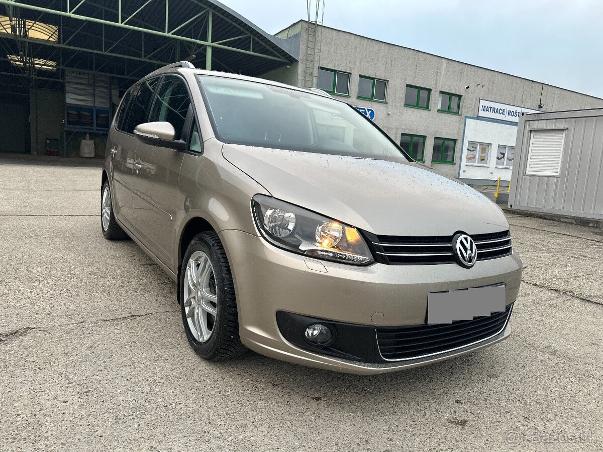 Volkswagen Touran 1.4 TSI Highline 7 miest + Ťažné - 3