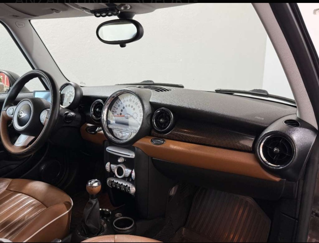 Mini Cooper 1.6 benzin 85kw, Na SK značkách - 3