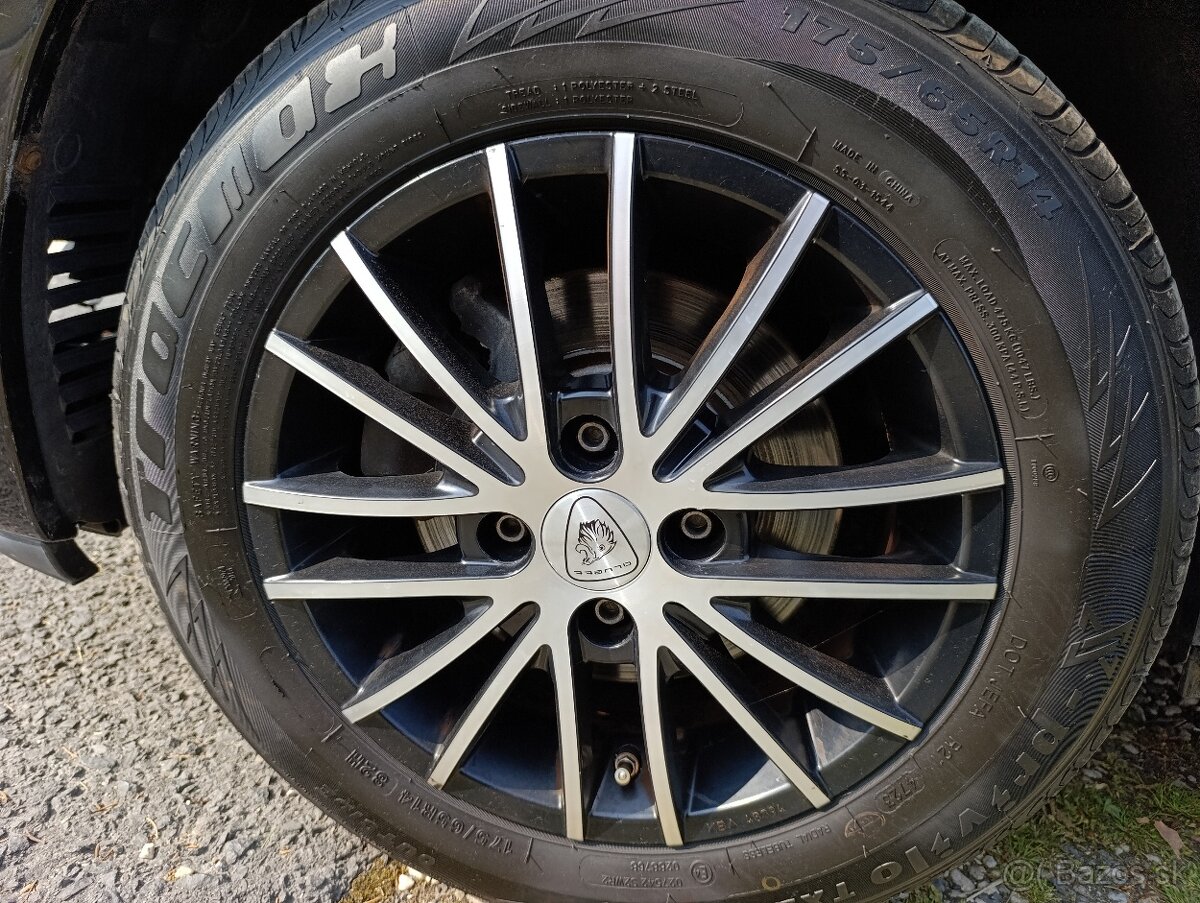 Renault Twingo 1.2i, LED denné, Klimatizácia, 2011 - 3