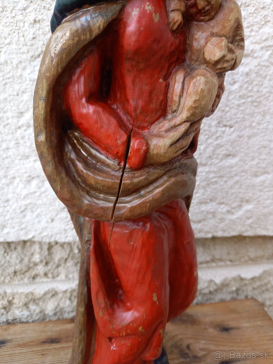Madona drevorezba - 3