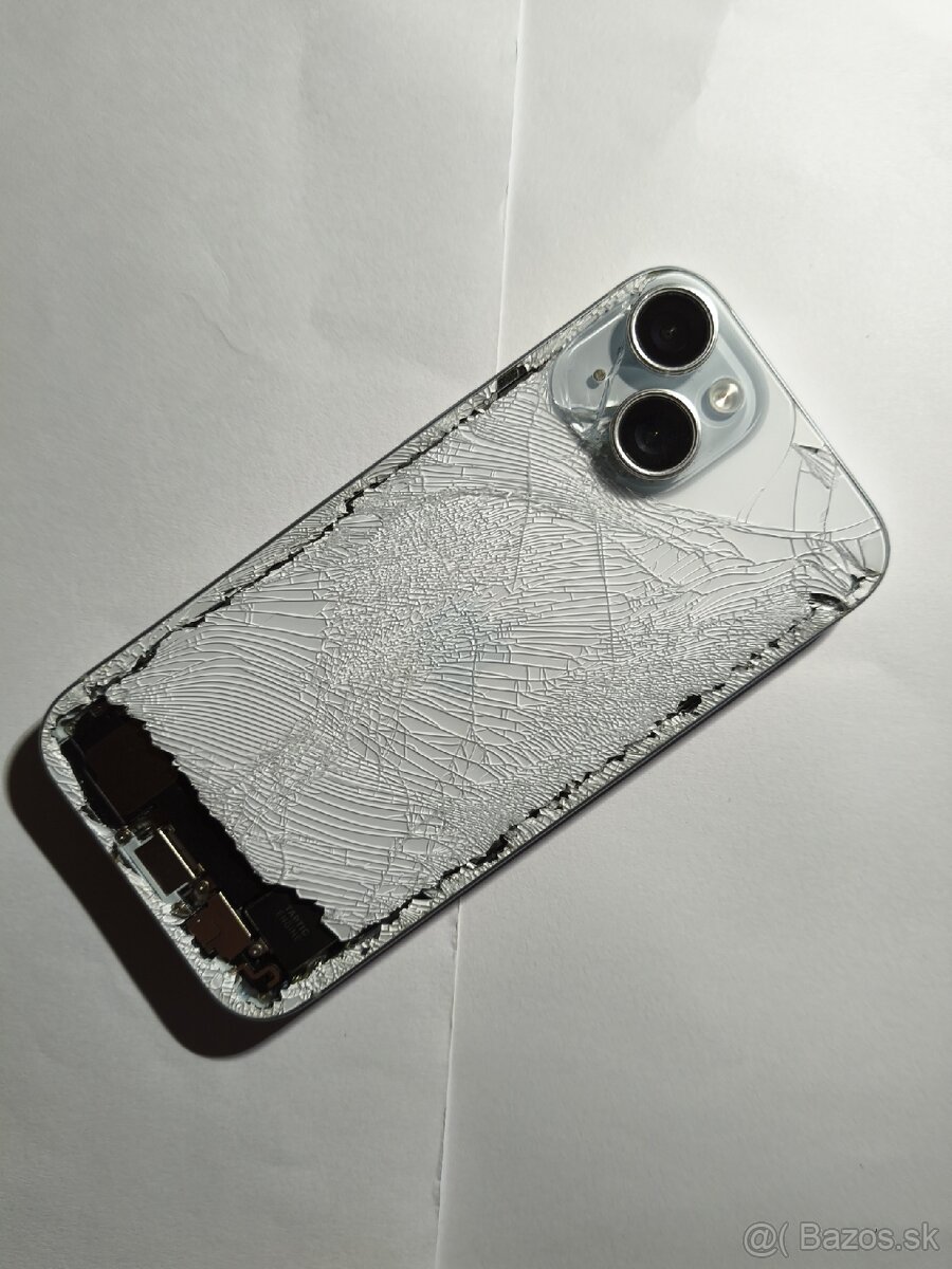 IPhone 15 128GB Light Blue - 3