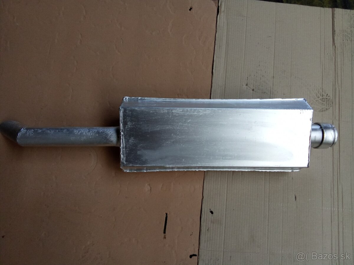 Belarus MTZ výfuk - 3