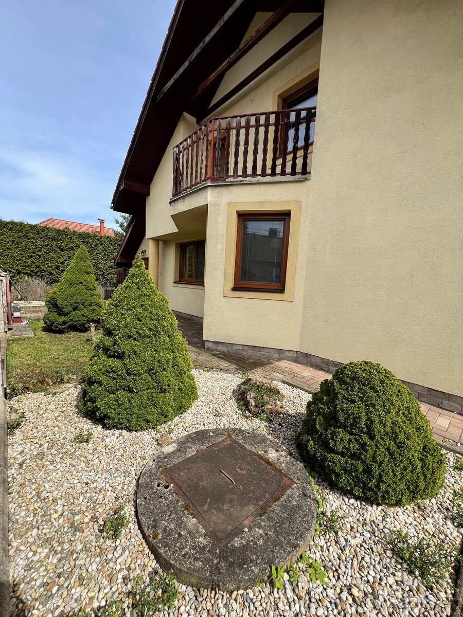 Krásny Rodinný dom Ivachnová - 3