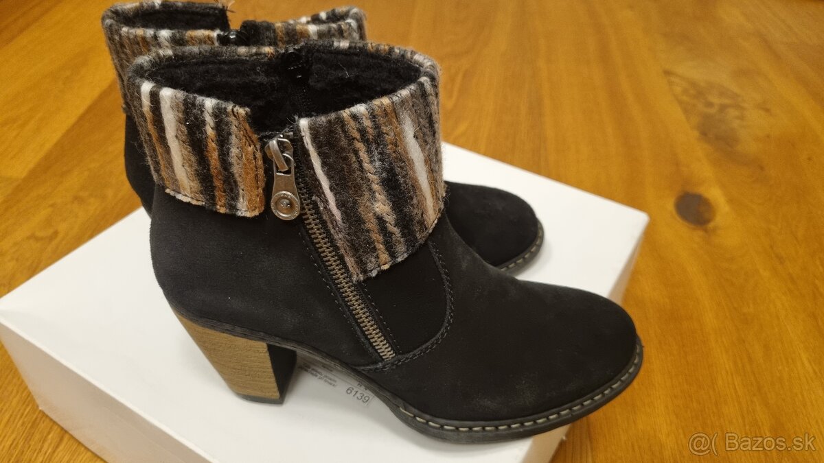 Kožené semišové Rieker čižmy s ovčou vlnou - 3