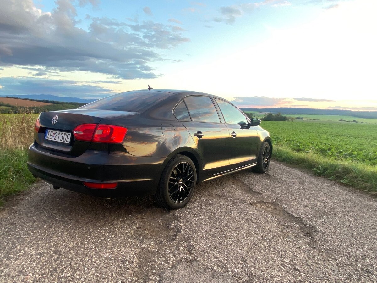 Volkswagen Jetta 1.6 TDi 77kw - 3