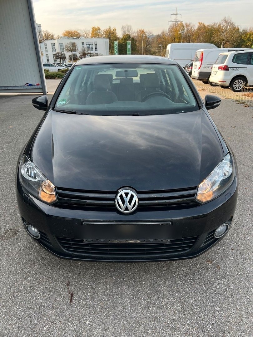 Volkswagen Golf 6 1.4 MPI 69tkm Černá metal - 3