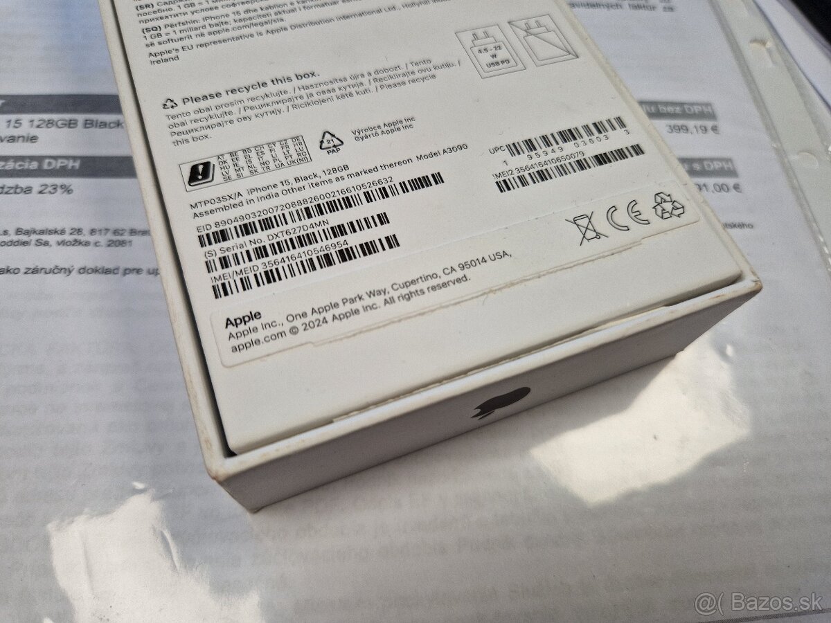iPhone 15 128GB black nový - 3