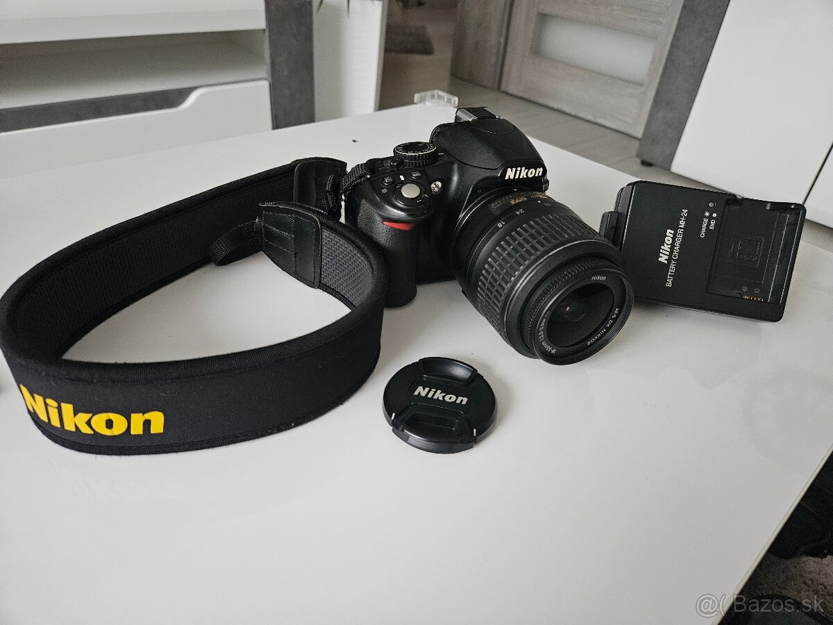 Nikon D3100 - 3