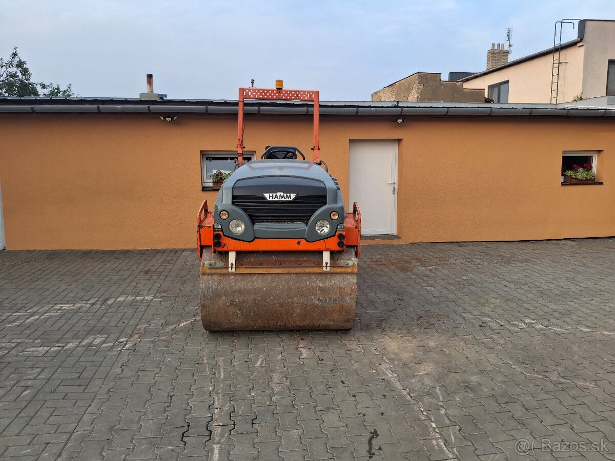 Válec Hamm HD 14VV Tandemový - 3