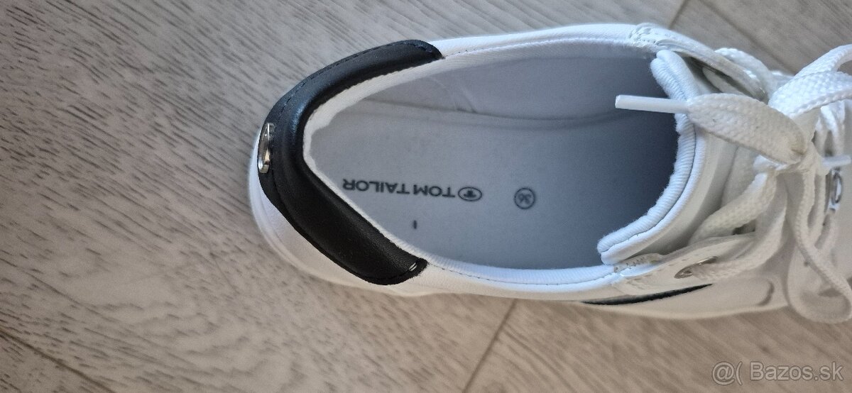 Botasky Tom Taylor - 3