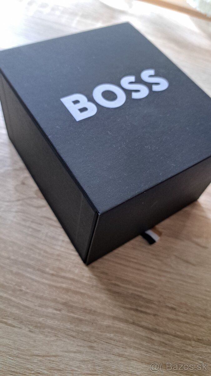 Predám hodinky BOSS - 3