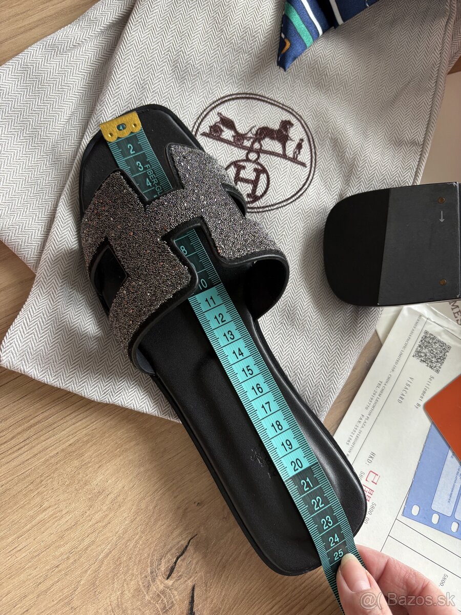 Hermes šľapky 38-24cm - 3