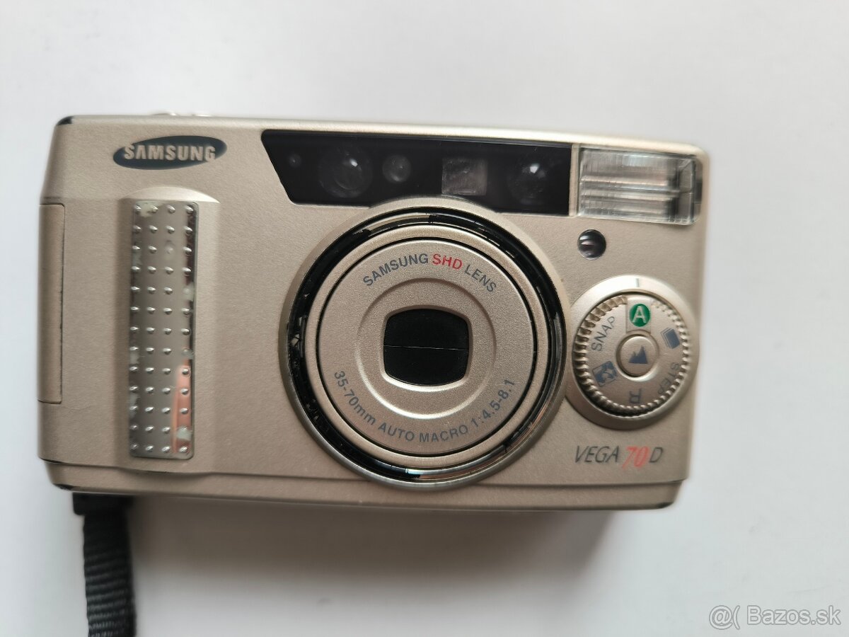 Predám kompakt Samsung Vega 70 D - 3