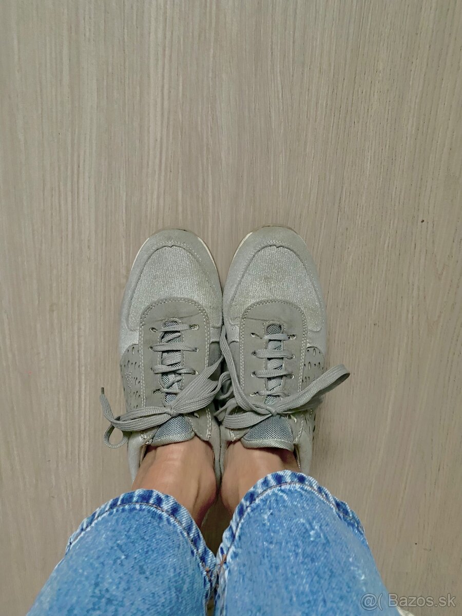 Dámske sivé strieborné tenisky kožené - 3