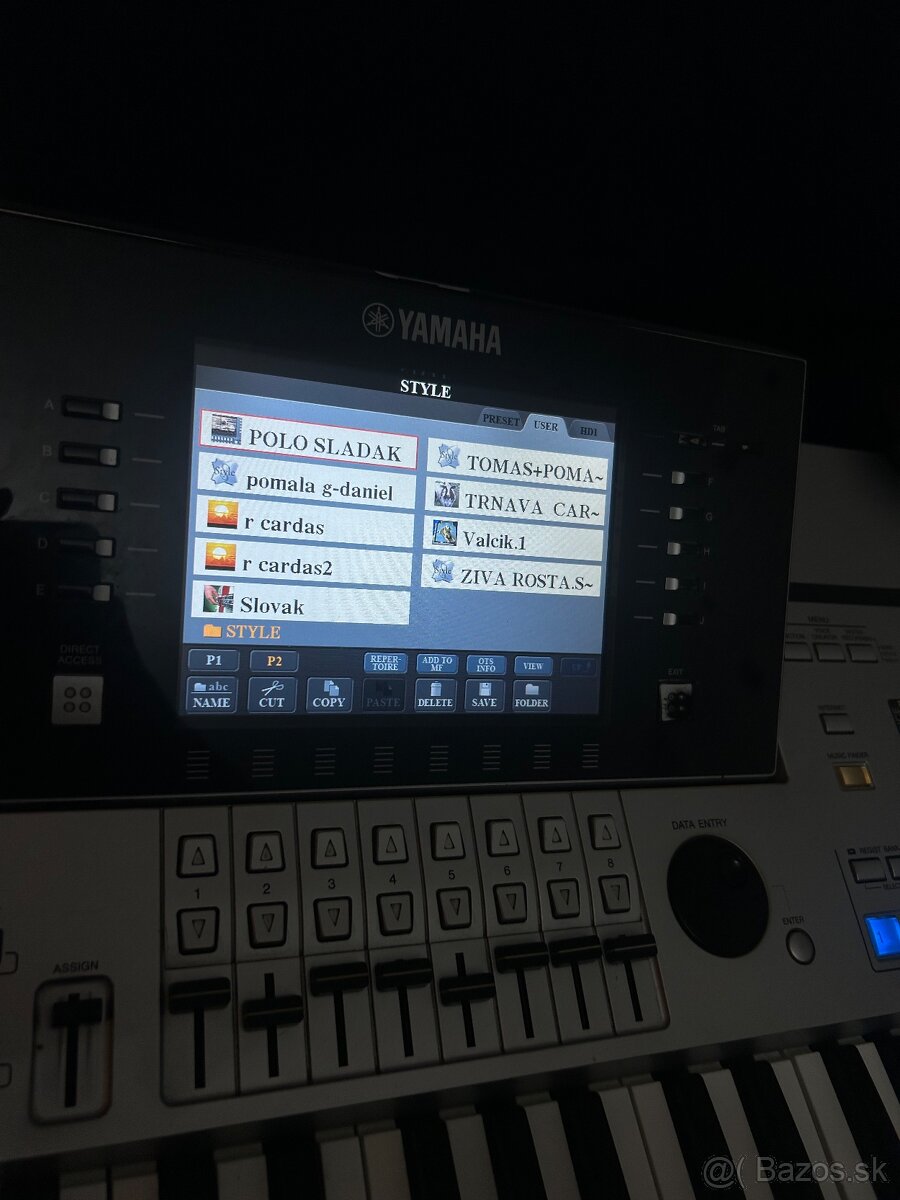 Yamaha Tyros 4 - 3
