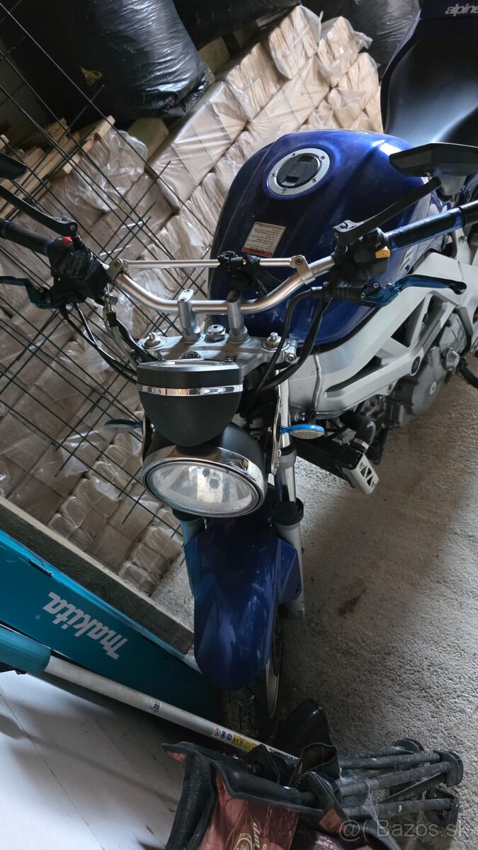 Suzuki SV650 53kW, Yoshimura - 3