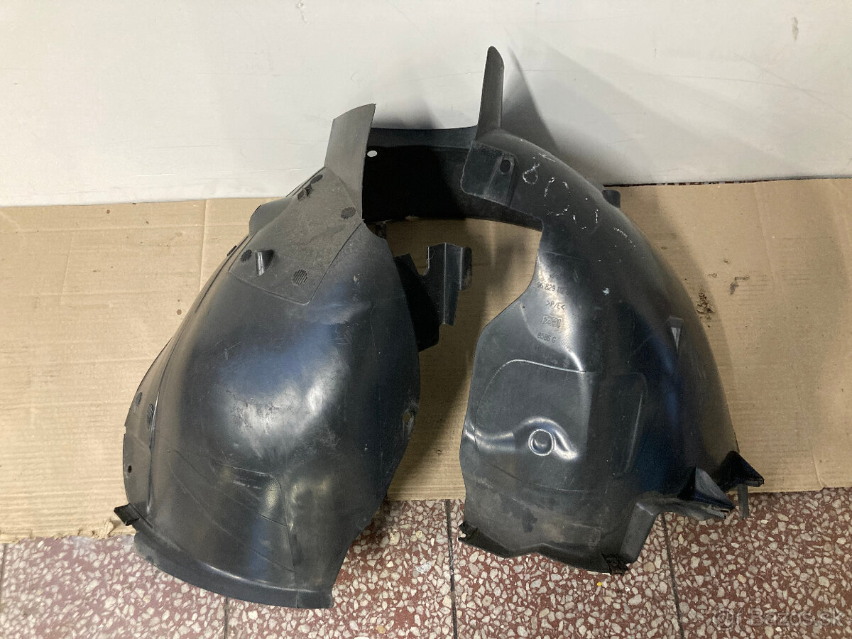 Podblatník Peugeot 3008 SUV - 3