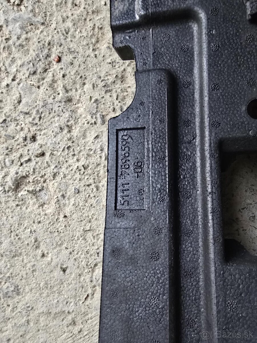 BMW E60 výstuha nárazníka (výplň) - 3